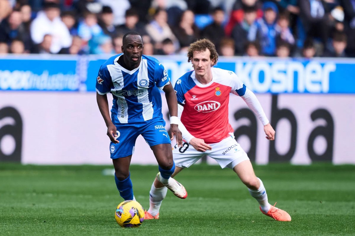 Espanyol quyết chiến với Alaves