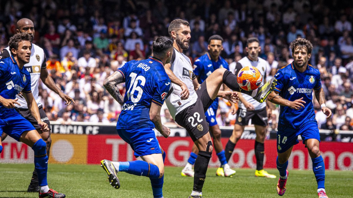 Getafe quyết chiến với Valencia