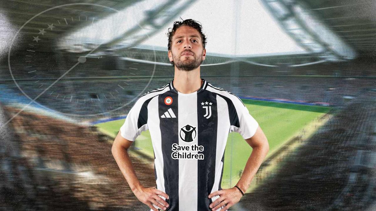 Manuel Locatelli là tiền vệ trung tâm hàng đầu thế giới