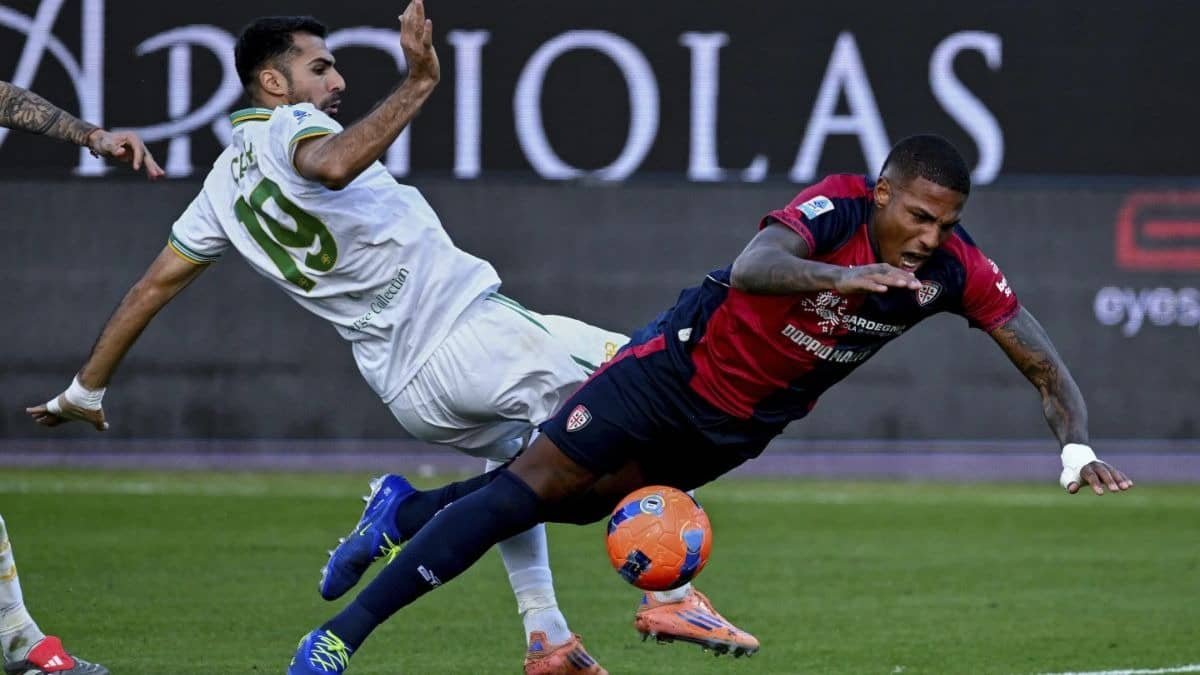 Roma mạnh hơn so với Cagliari