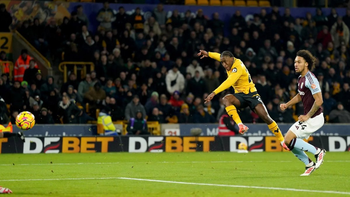 Wolves khó tạo ra bất ngờ trước Aston Villa