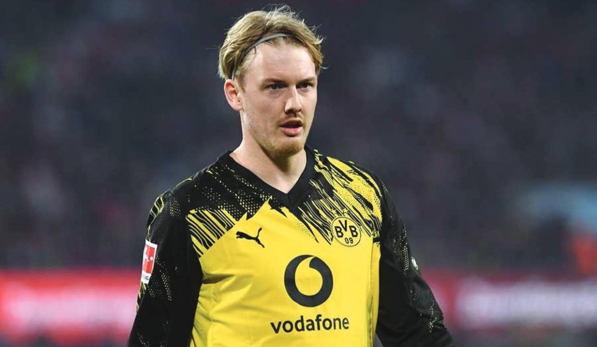 Brandt chơi ấn tượng trong màu áo Dortmund