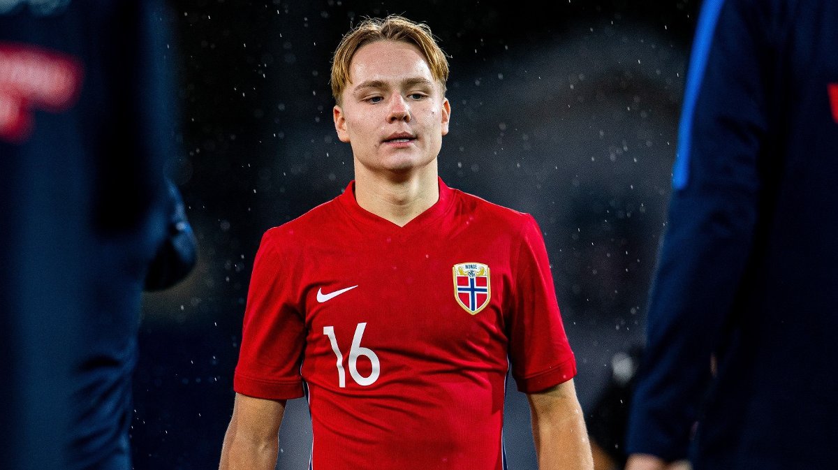 MU quyết tâm đưa Andreas Schjelderup về Old Trafford 3 MU sẵn sàng chi mạnh tay cho Schjelderup