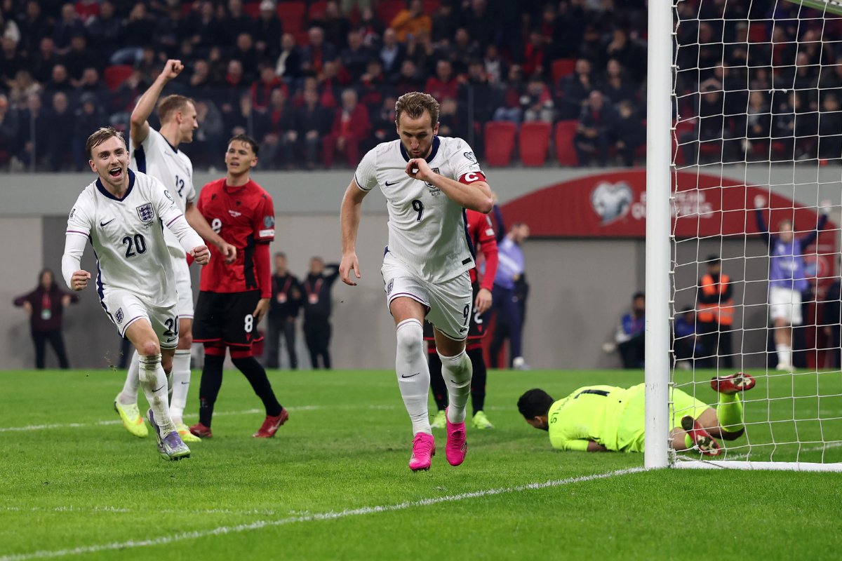 Anh được đánh giá vượt trội so với Uruguay