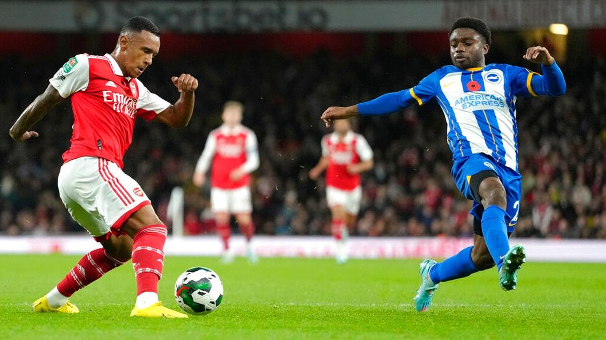 Brighton bị đánh giá thấp hơn Arsenal