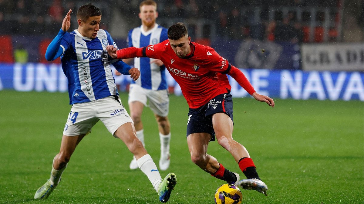 Alaves không nhỉnh hơn nhiều so với Osasuna