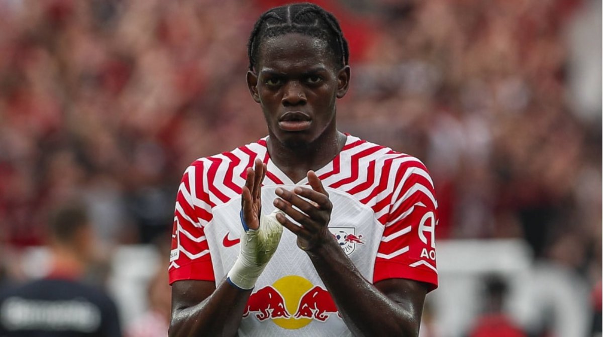 Castello Lukeba rất phù hợp với đội hình của Man Utd