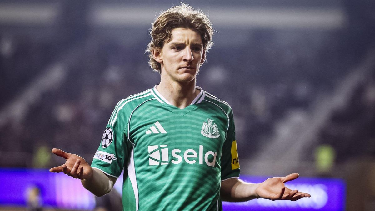 Bayern Munich muốn ký hợp đồng với Gordon
