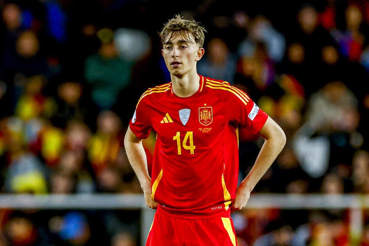 ĐT Tây Ban Nha gạt Real Madrid khỏi World Cup 2026 1 Dean Huijsen bất ngờ bị gạch tên khỏi ĐT Tây Ban Nha