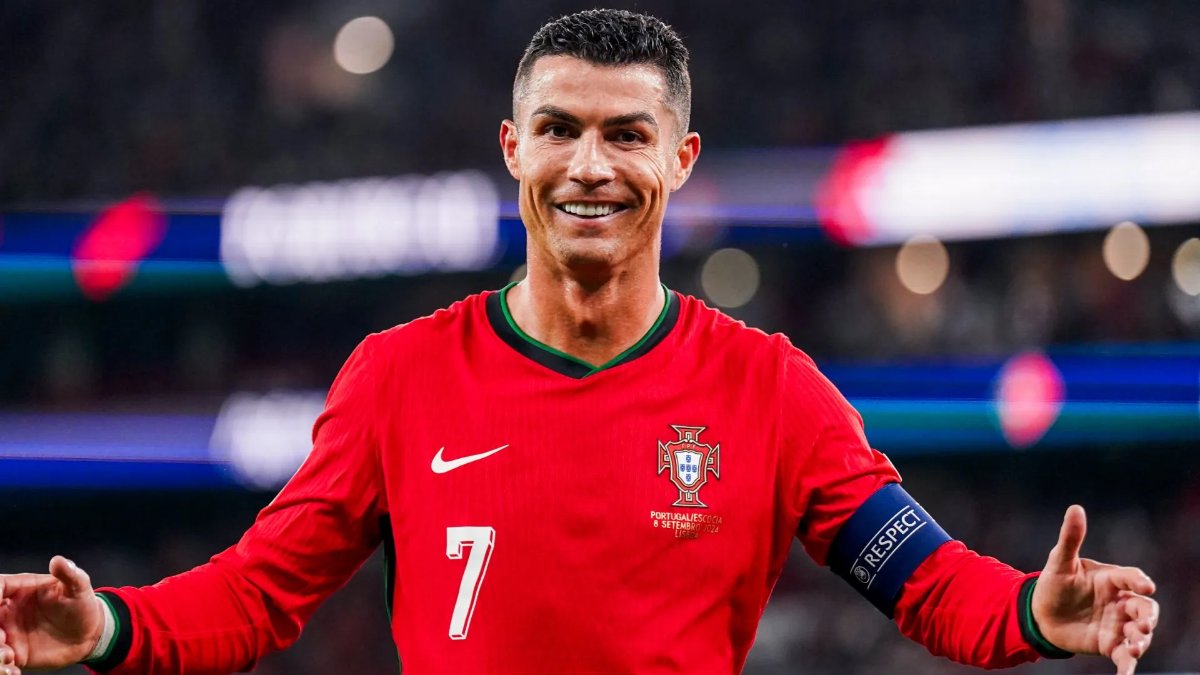 Cristiano Ronaldo tuyên bố bất ngờ tại World Cup 2026 2 CR7 đặt mục tiêu cùng Bồ Đào Nha vô địch