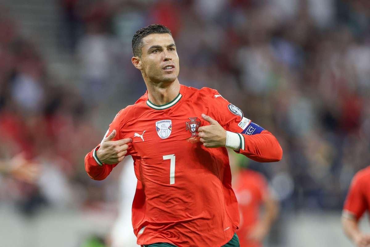 Cuộc tranh luận về vai trò của CR7